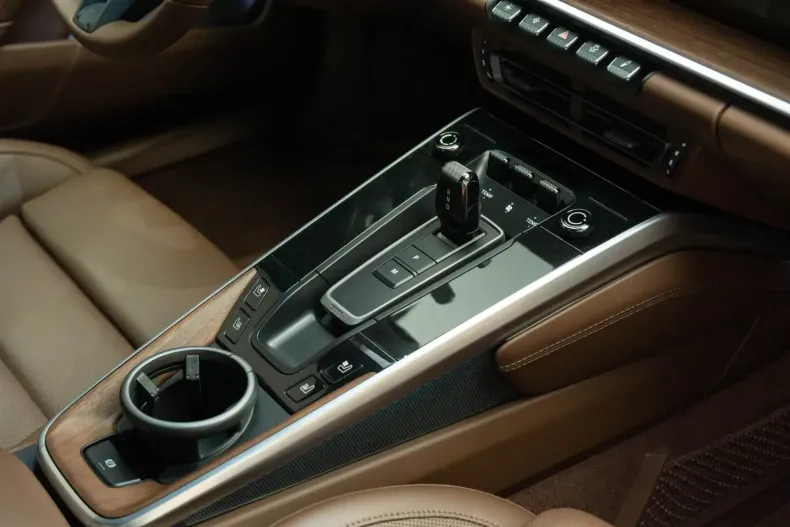 Porsche 992 din 2023 cu 8.500 km - oferta POR119097 - foto 34