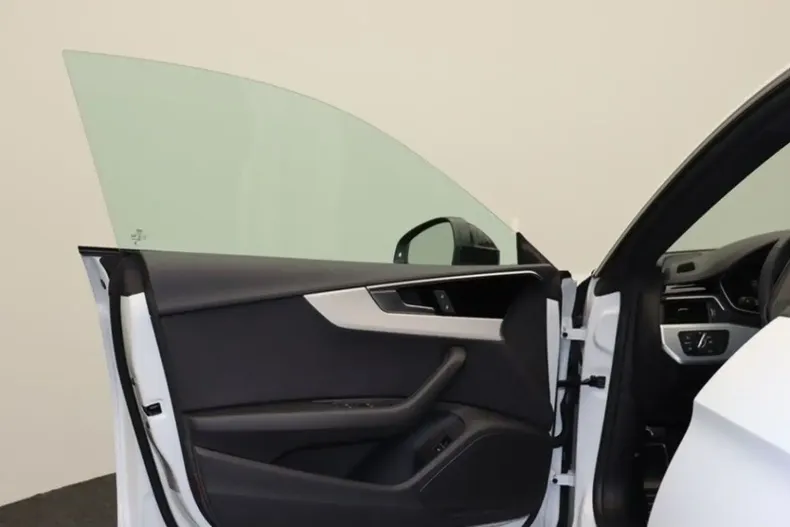 Audi A5 din 2024 cu 5.200 km - oferta AUD119098 - foto 7