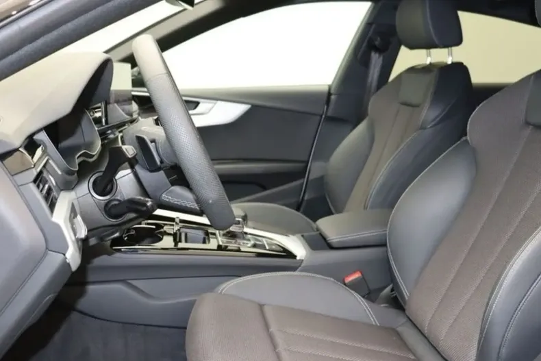 Audi A5 din 2024 cu 5.200 km - oferta AUD119098 - foto 9