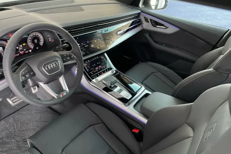 Audi Q8 din 2024 cu 23.493 km - oferta AUD119101 - foto 3