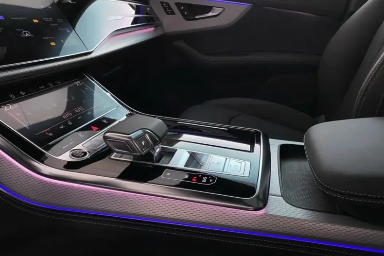 Audi Q8 din 2024 cu 23.493 km - oferta AUD119101 - foto 18