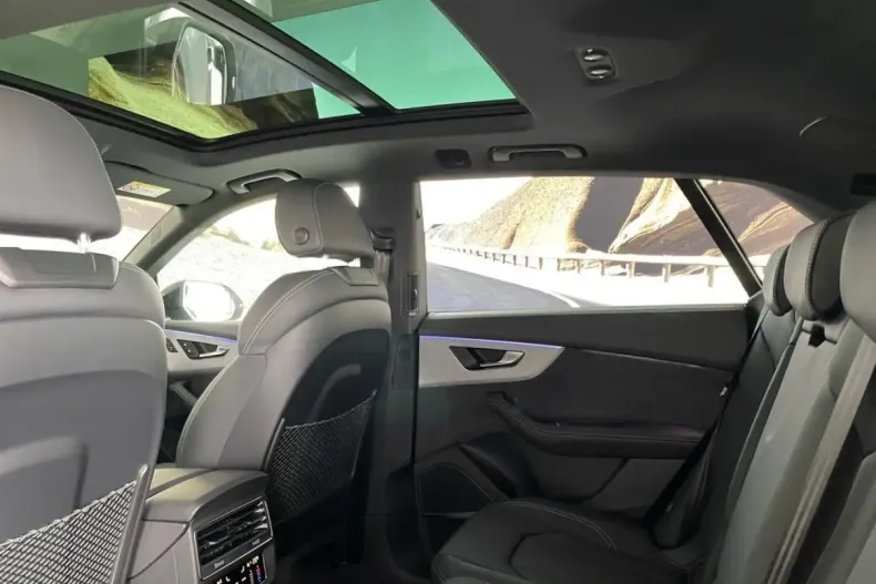 Audi Q8 din 2024 cu 23.493 km - oferta AUD119101 - foto 21