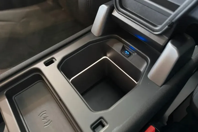 Land Rover Defender din 2023 cu 36.335 km - oferta LAN119102 - foto 12