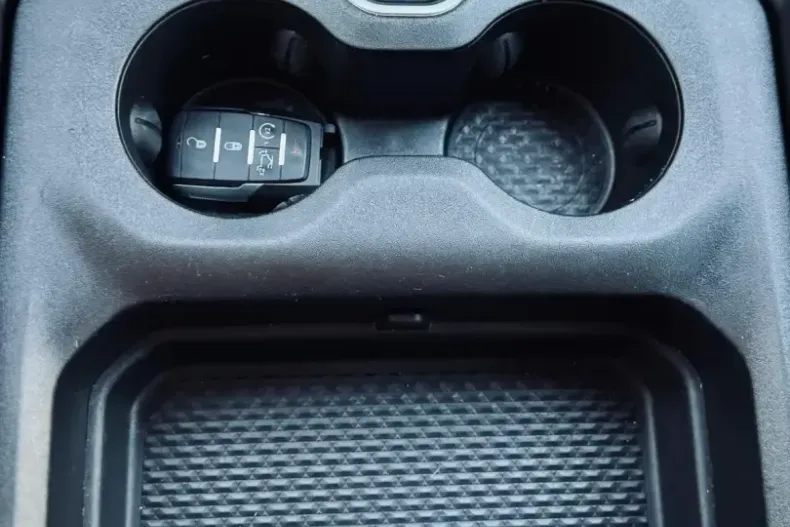 Dodge RAM din 2022 cu 49.000 km - oferta DOD119104 - foto 35