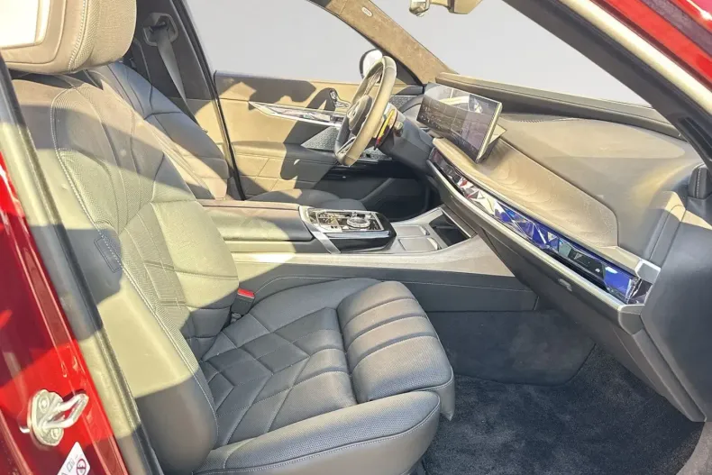 BMW M760 din 2023 cu 6.528 km - oferta BMW119105 - foto 6