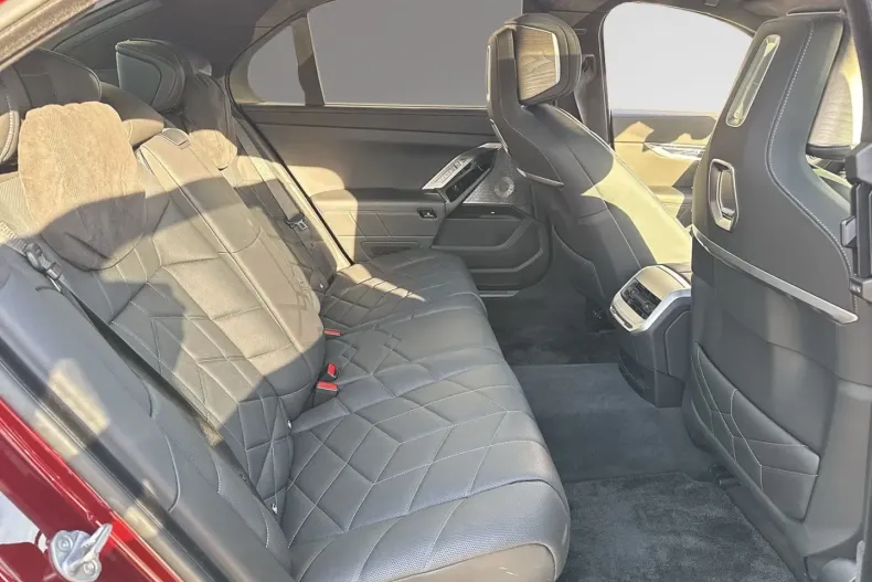 BMW M760 din 2023 cu 6.528 km - oferta BMW119105 - foto 11