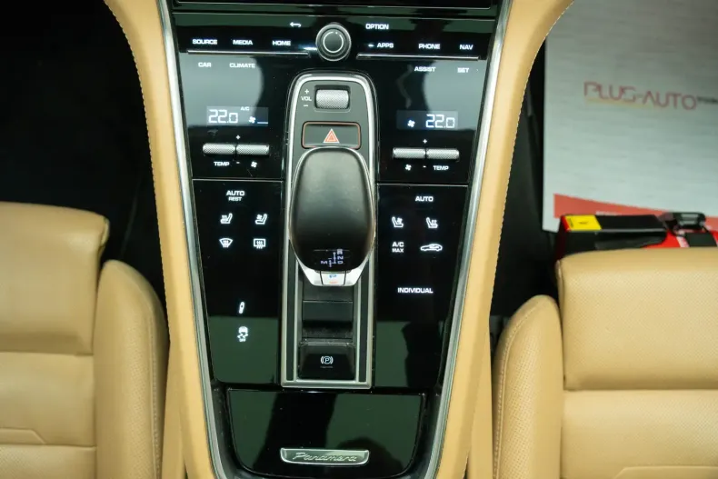 Porsche Panamera din 2023 cu 69.800 km - oferta POR119106 - foto 34