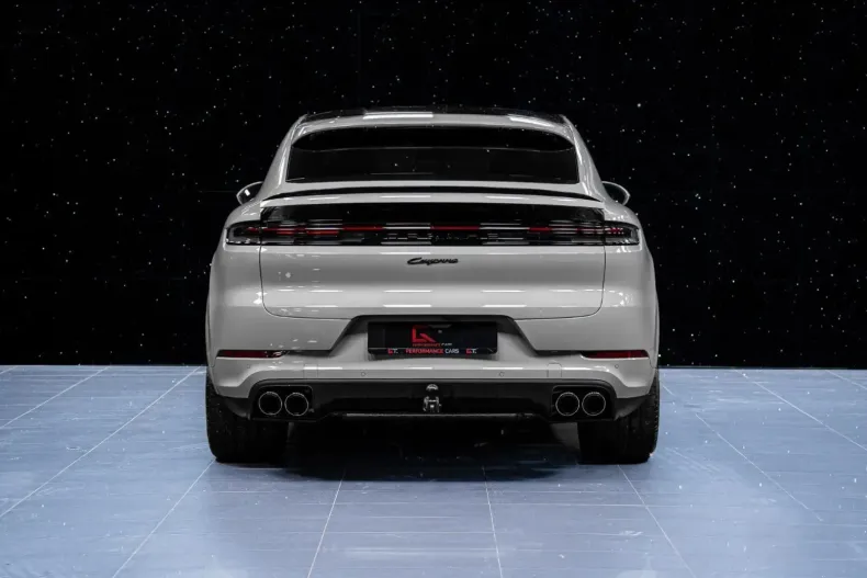 Porsche Cayenne din 2025 cu 15 km - oferta POR119107 - foto 4