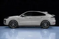 Porsche Cayenne din 2025 cu 15 km - oferta POR119107 - foto 6