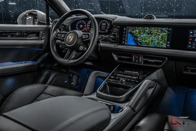 Porsche Cayenne din 2025 cu 15 km - oferta POR119107 - foto 8