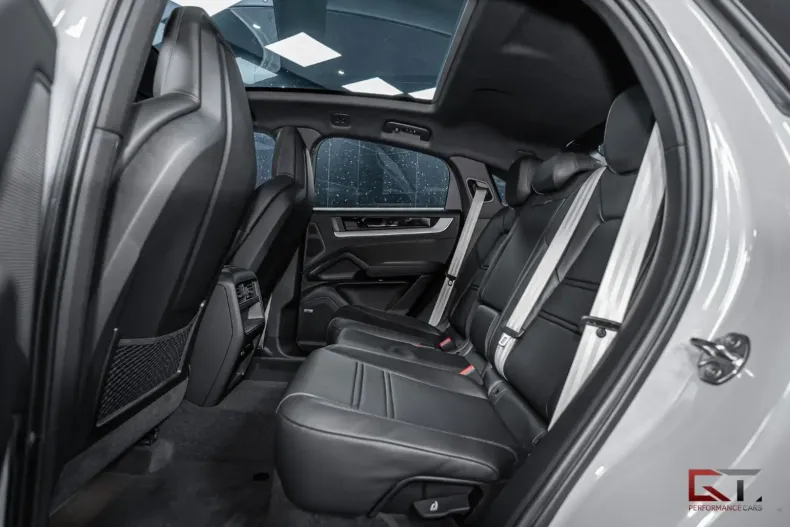 Porsche Cayenne din 2025 cu 15 km - oferta POR119107 - foto 14