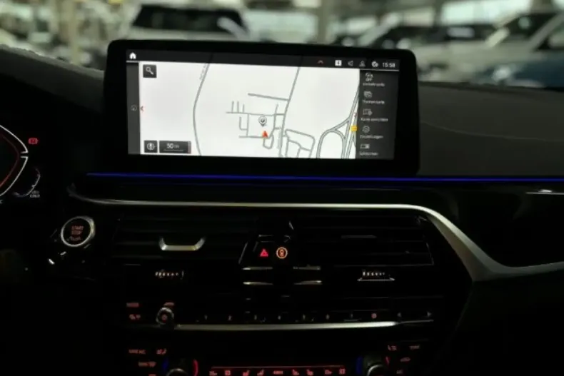 BMW 540 din 2023 cu 39.700 km - oferta BMW119110 - foto 10