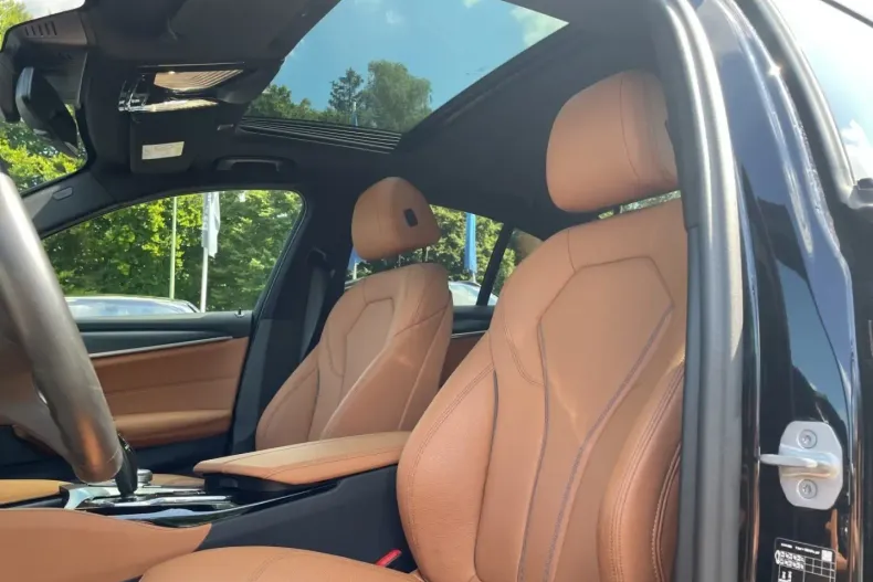 BMW 545 din 2023 cu 23.445 km - oferta BMW119112 - foto 10