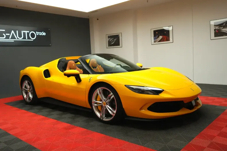 Ferrari 296 GTS din 2025 cu 45 km - oferta FER119117 - foto 1