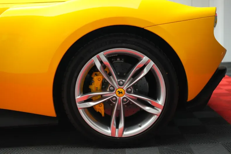 Ferrari 296 GTS din 2025 cu 45 km - oferta FER119117 - foto 9