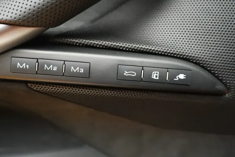 Ferrari 296 GTS din 2025 cu 45 km - oferta FER119117 - foto 13