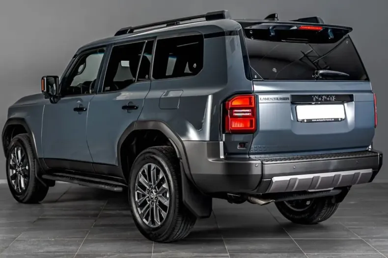 Toyota Land Cruiser din 2024 cu 1.990 km - oferta TOY119120 - foto 2