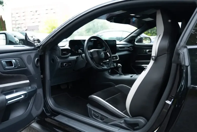 Ford Mustang din 2024 cu 14.000 km - oferta FOR119144 - foto 24