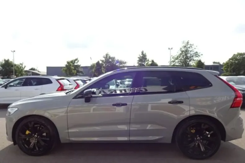 Volvo XC60 din 2023 cu 17.300 km - oferta VOL119148 - foto 3