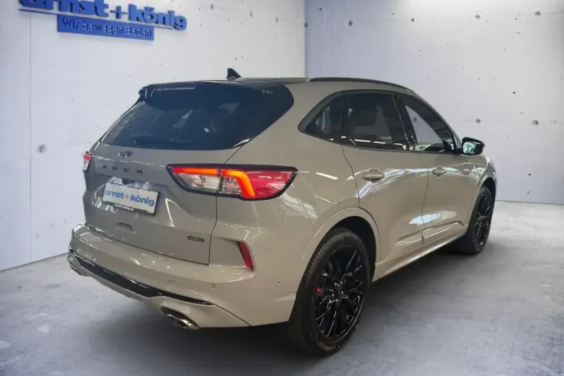 Ford Kuga din 2024 cu 42.650 km - oferta FOR119153 - foto 3