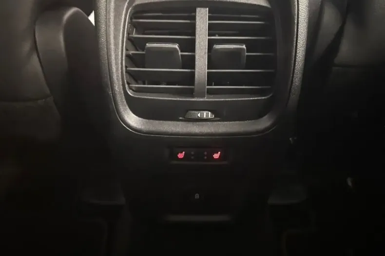 Ford Kuga din 2024 cu 42.650 km - oferta FOR119153 - foto 19