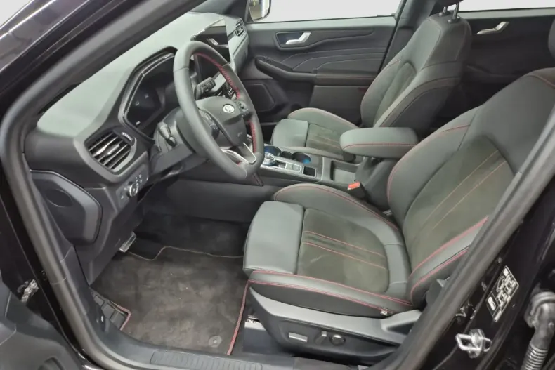 Ford Kuga din 2024 cu 11.000 km - oferta FOR119155 - foto 8