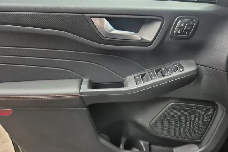 Ford Kuga din 2024 cu 11.000 km - oferta FOR119155 - foto 16