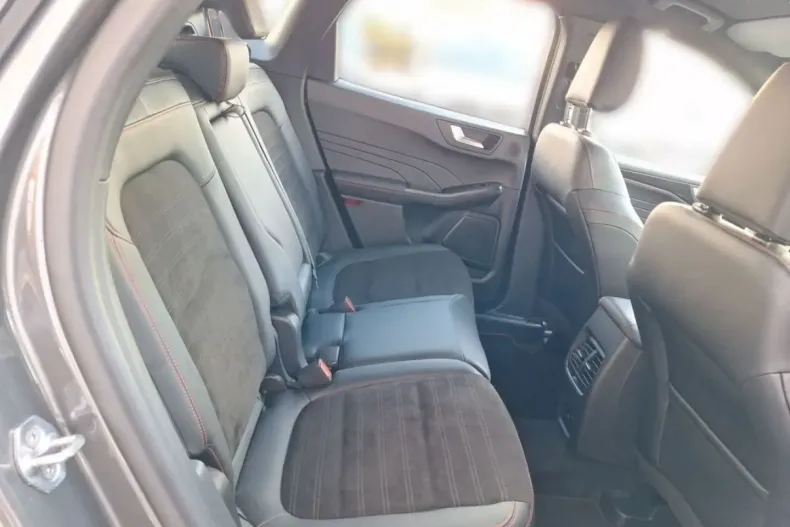 Ford Kuga din 2024 cu 7.530 km - oferta FOR119157 - foto 15