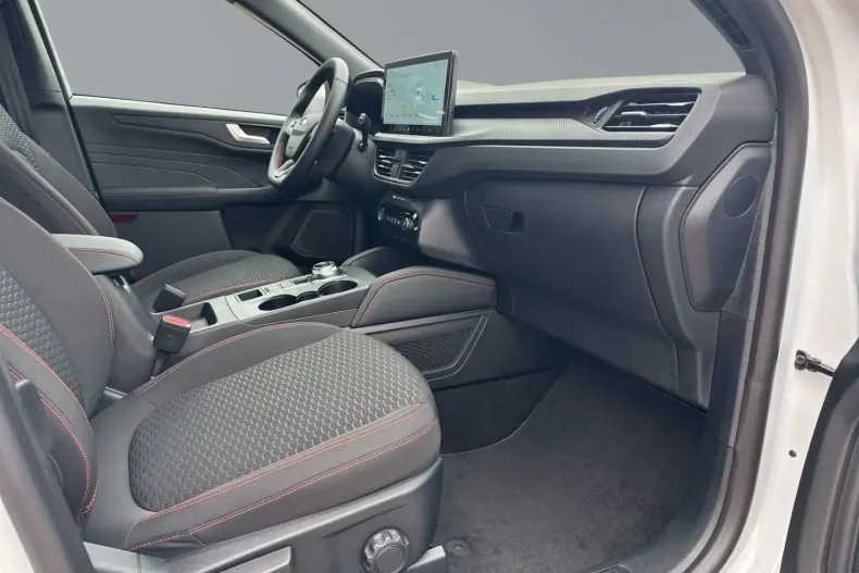 Ford Kuga din 2024 cu 9.950 km - oferta FOR119158 - foto 12