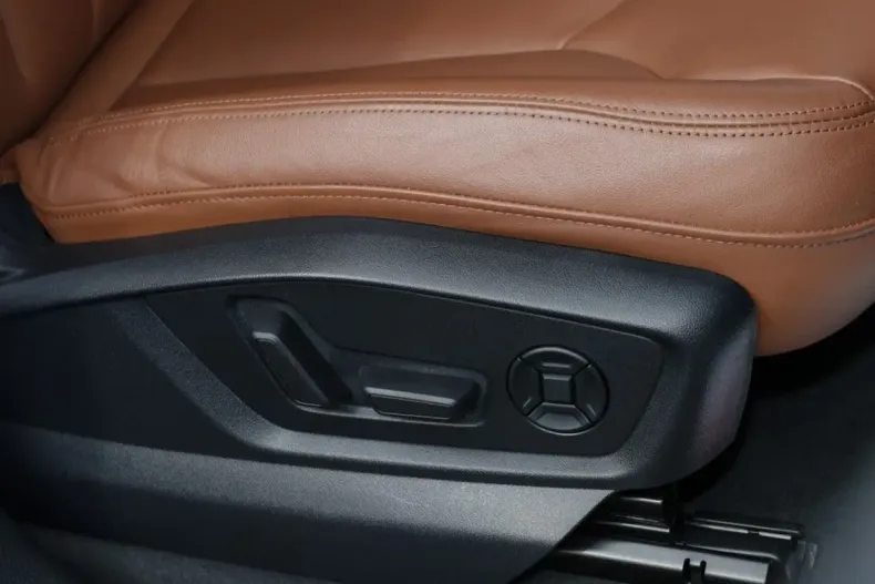 Audi Q8 din 2021 cu 78.500 km - oferta AUD119165 - foto 8