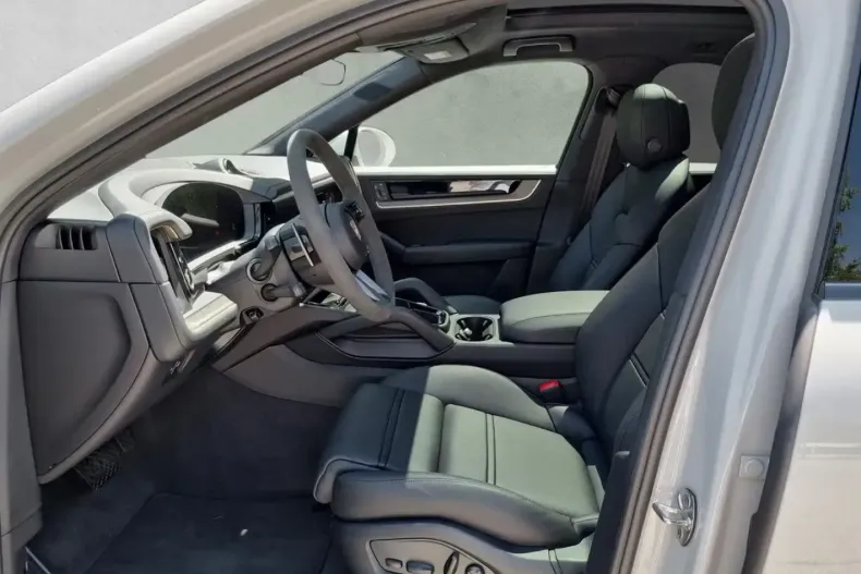 Porsche Cayenne din 2025 cu 20 km - oferta POR119172 - foto 7