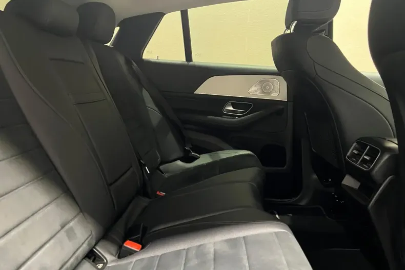 Mercedes-Benz GLE 350 din 2022 cu 63.500 km - oferta MER119174 - foto 12