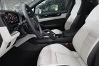 Porsche Cayenne din 2025 cu 90 km - oferta POR119180 - foto 9