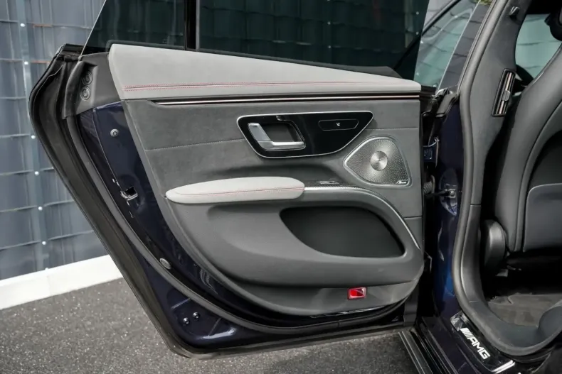 Mercedes-Benz EQS din 2023 cu 17.392 km - oferta MER119184 - foto 9