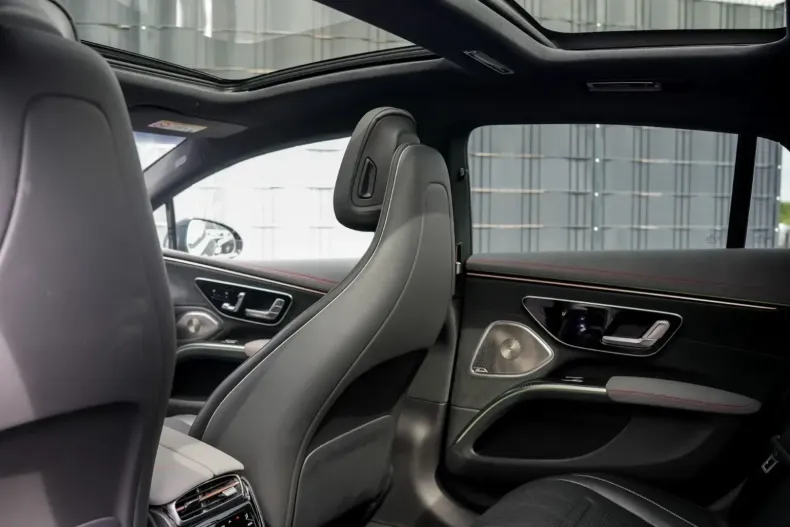 Mercedes-Benz EQS din 2023 cu 17.392 km - oferta MER119184 - foto 10