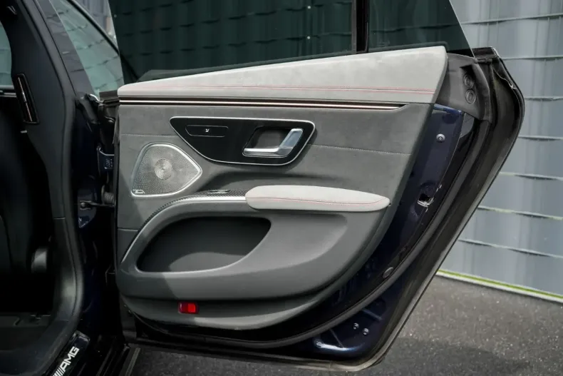 Mercedes-Benz EQS din 2023 cu 17.392 km - oferta MER119184 - foto 11