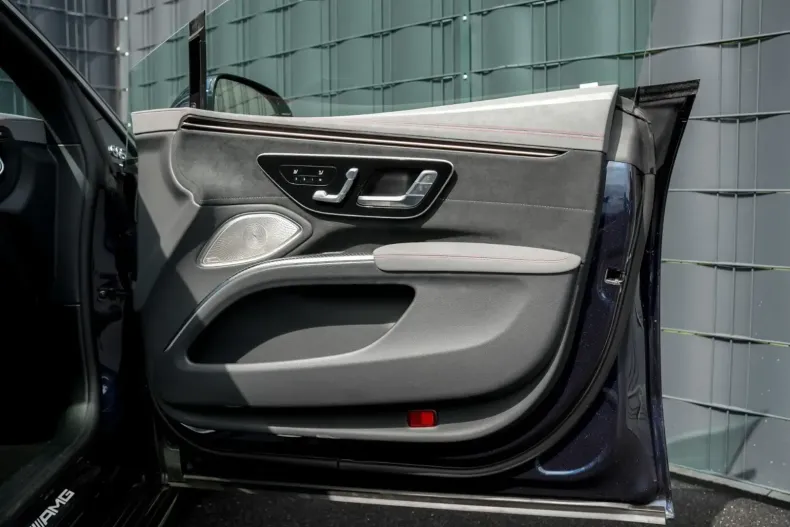 Mercedes-Benz EQS din 2023 cu 17.392 km - oferta MER119184 - foto 13