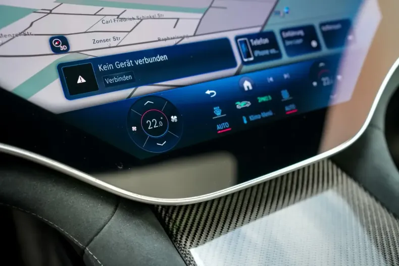 Mercedes-Benz EQS din 2023 cu 17.392 km - oferta MER119184 - foto 38