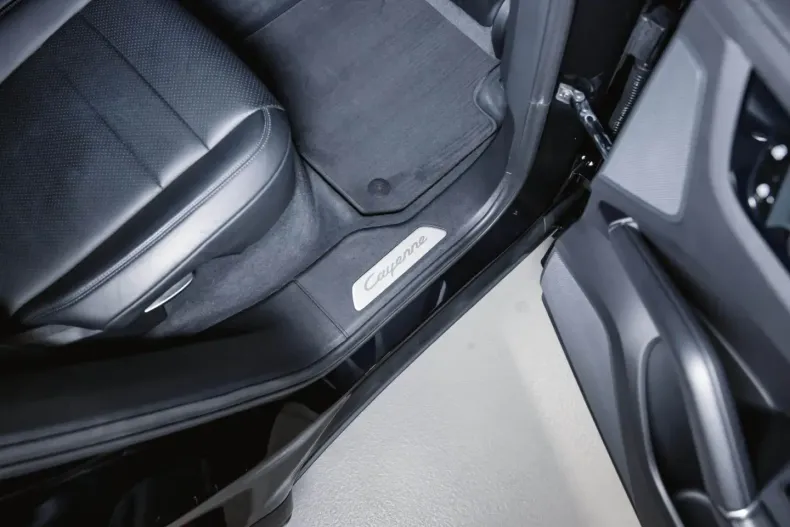 Porsche Cayenne din 2021 cu 74.400 km - oferta POR119196 - foto 29