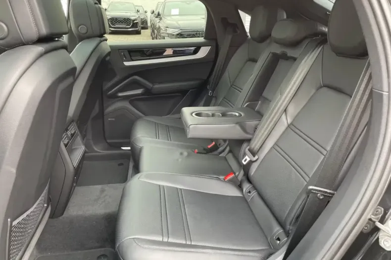 Porsche Cayenne din 2025 cu 30 km - oferta POR119199 - foto 12