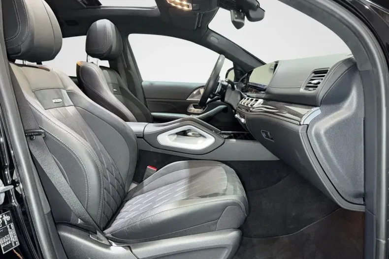 Mercedes-Benz GLE 63 AMG din 2024 cu 19.656 km - oferta MER119209 - foto 13