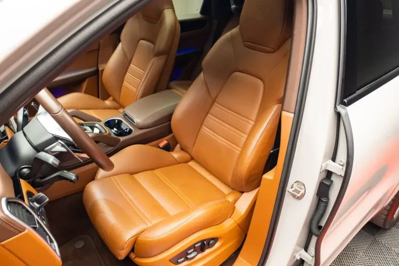 Porsche Cayenne din 2022 cu 24.900 km - oferta POR119222 - foto 21