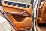 Porsche Cayenne din 2022 cu 24.900 km - oferta POR119222 - foto 22