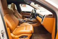 Porsche Cayenne din 2022 cu 24.900 km - oferta POR119222 - foto 28