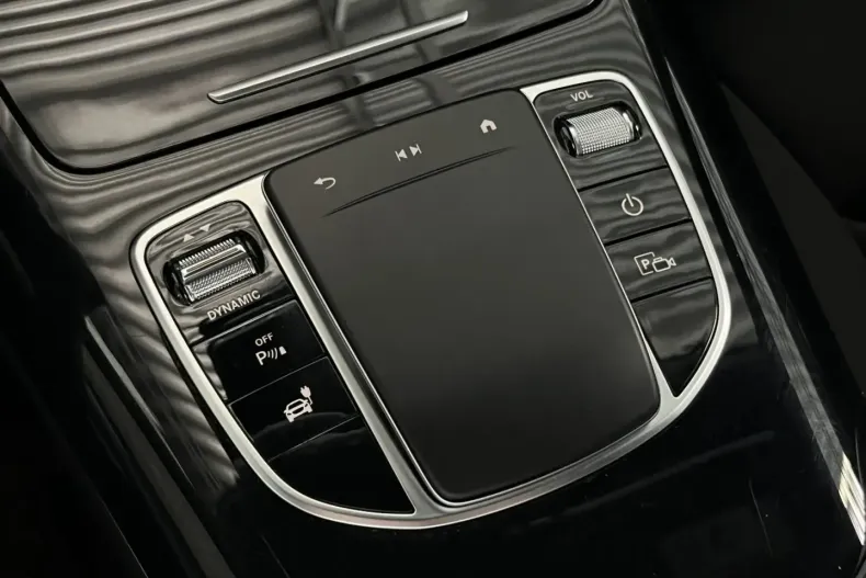 Mercedes-Benz EQC din 2021 cu 86.777 km - oferta MER119226 - foto 25