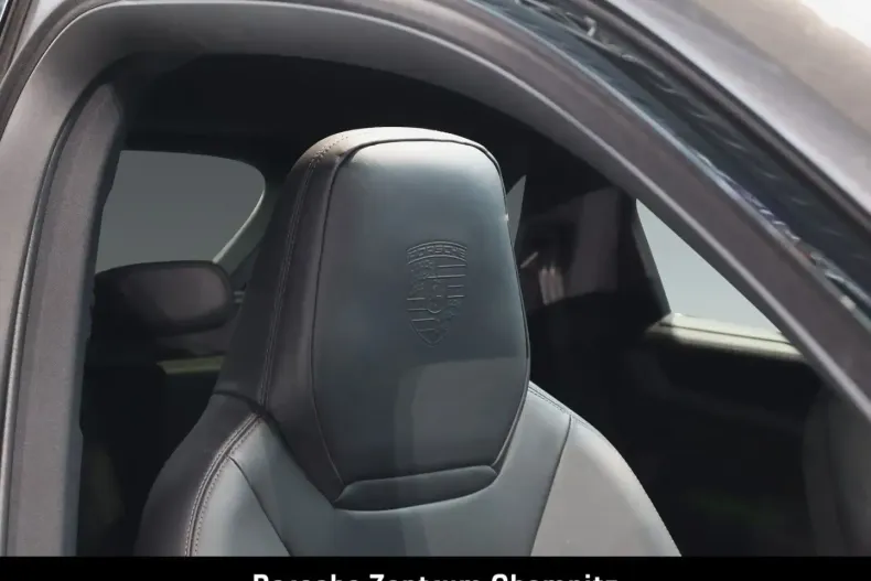 Porsche Cayenne din 2024 cu 20.400 km - oferta POR119230 - foto 23