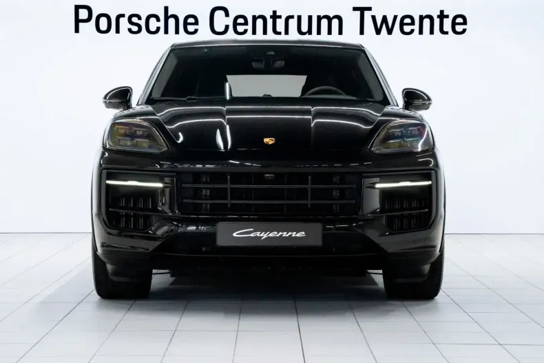 Porsche Cayenne din 2024 cu 33.016 km - oferta POR119241 - foto 2
