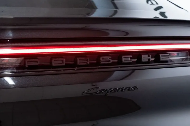 Porsche Cayenne din 2024 cu 33.016 km - oferta POR119241 - foto 20