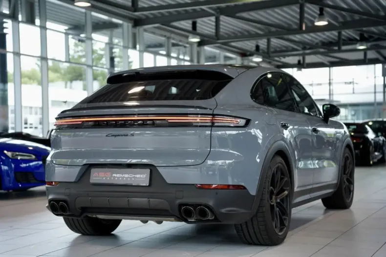 Porsche Cayenne din 2024 cu 26.500 km - oferta POR119244 - foto 3