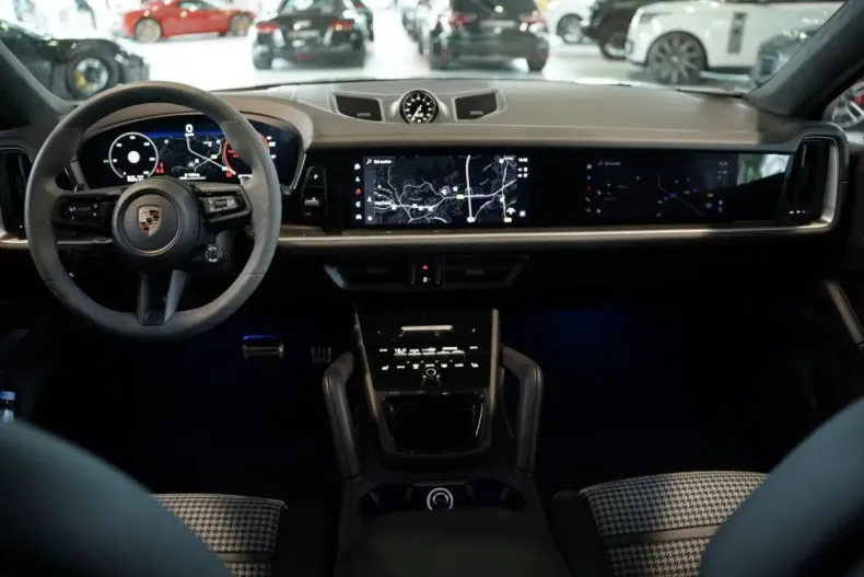 Porsche Cayenne din 2024 cu 26.500 km - oferta POR119244 - foto 12